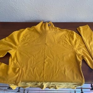 Medium Ralph Lauren turtleneck